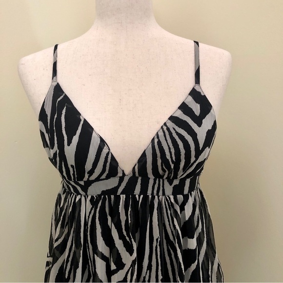 H&M. Spaghetti strap mini dress. Black and White. Zebra pattern. Size 6 - Picture 2 of 10